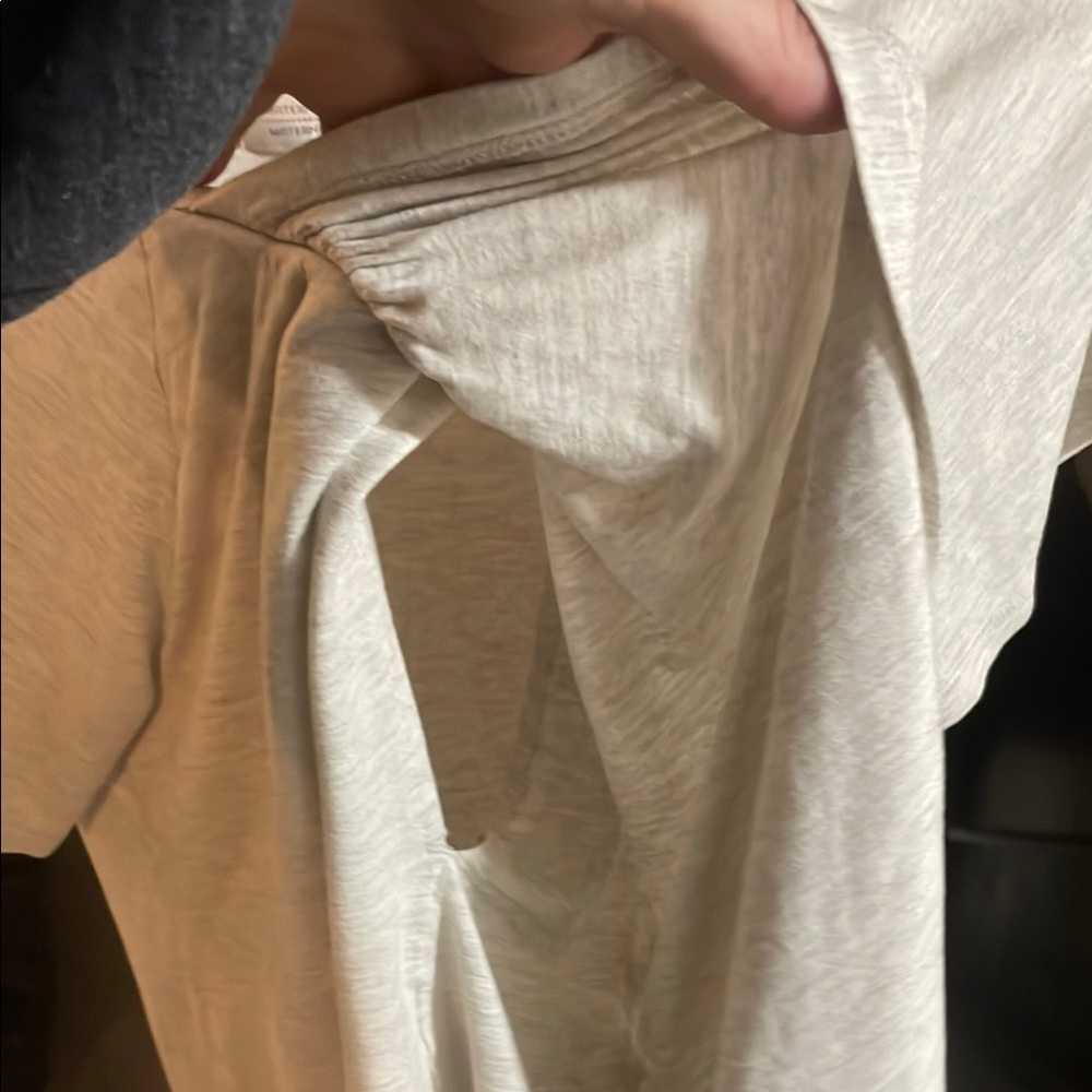 Old Navy Maternity Light Cream Short Sleeve Top - Picture 4 of 7